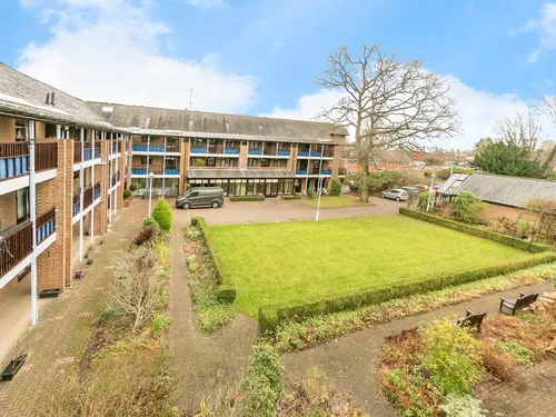 Emmbrook Court, Readingphoto