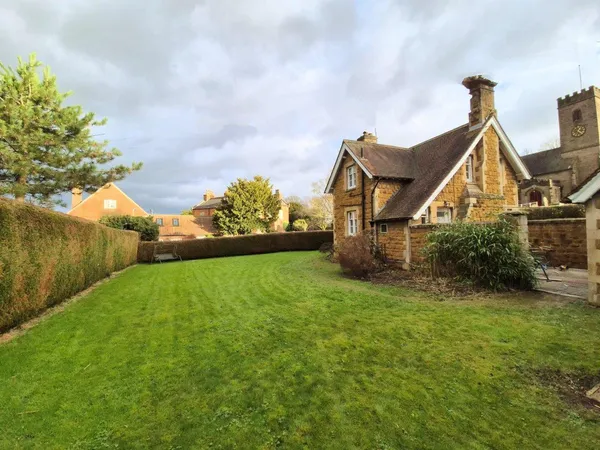 THE LODGE, CHURCH LANE, OLD DALBY