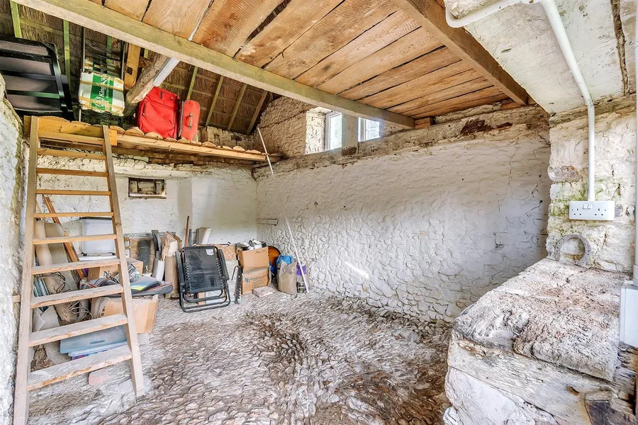 Property Image 37