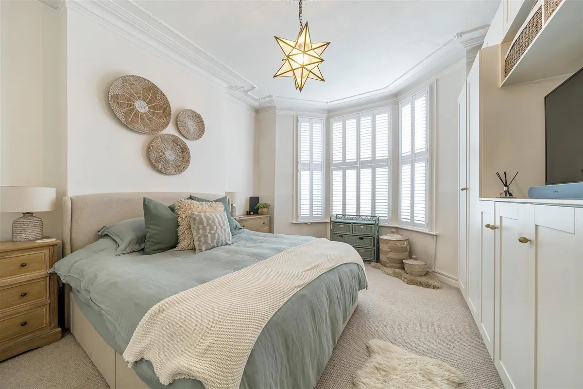Fernhead Road, London, W9