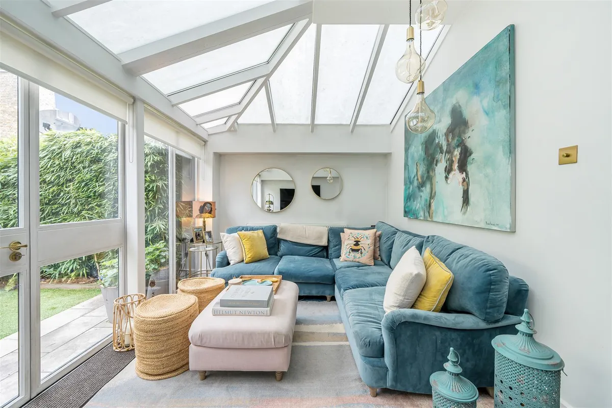 Fernhead Road, London, W9