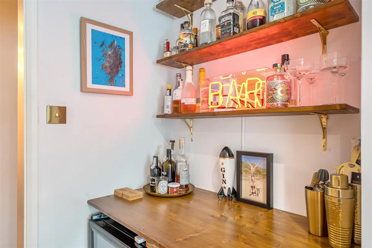 Fernhead Road, London, W9