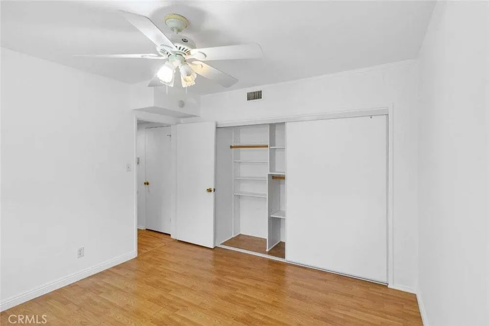 395 S Oakland Ave, Pasadena, CA 91101