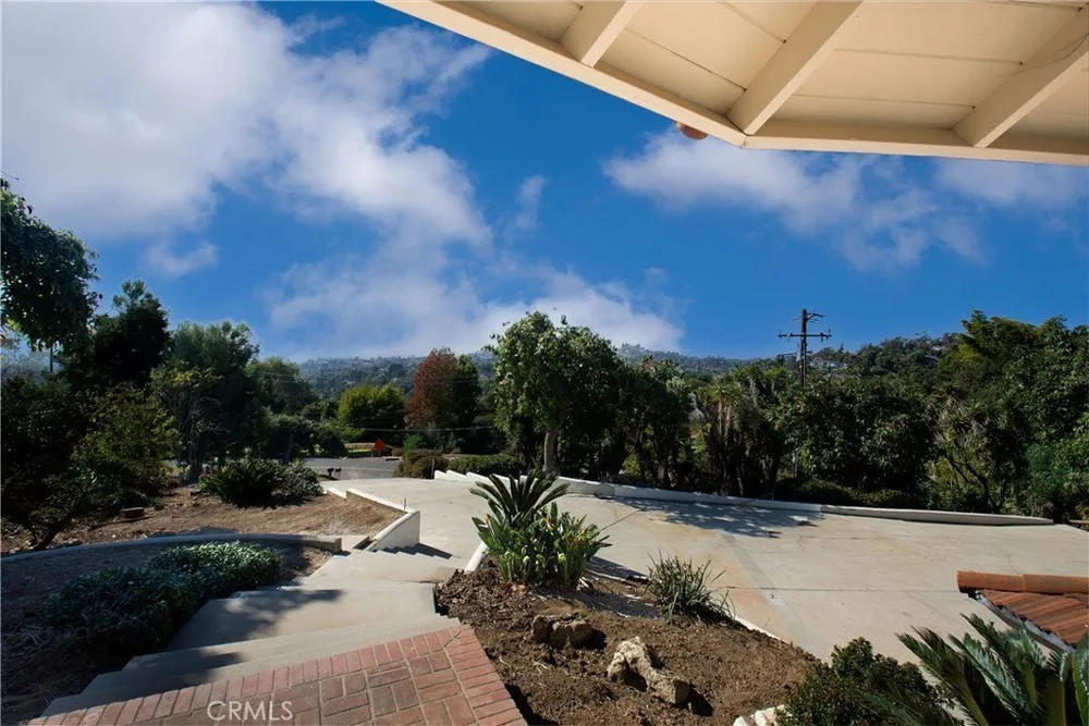 448 Reposado Dr, La Habra Heights, CA 90631