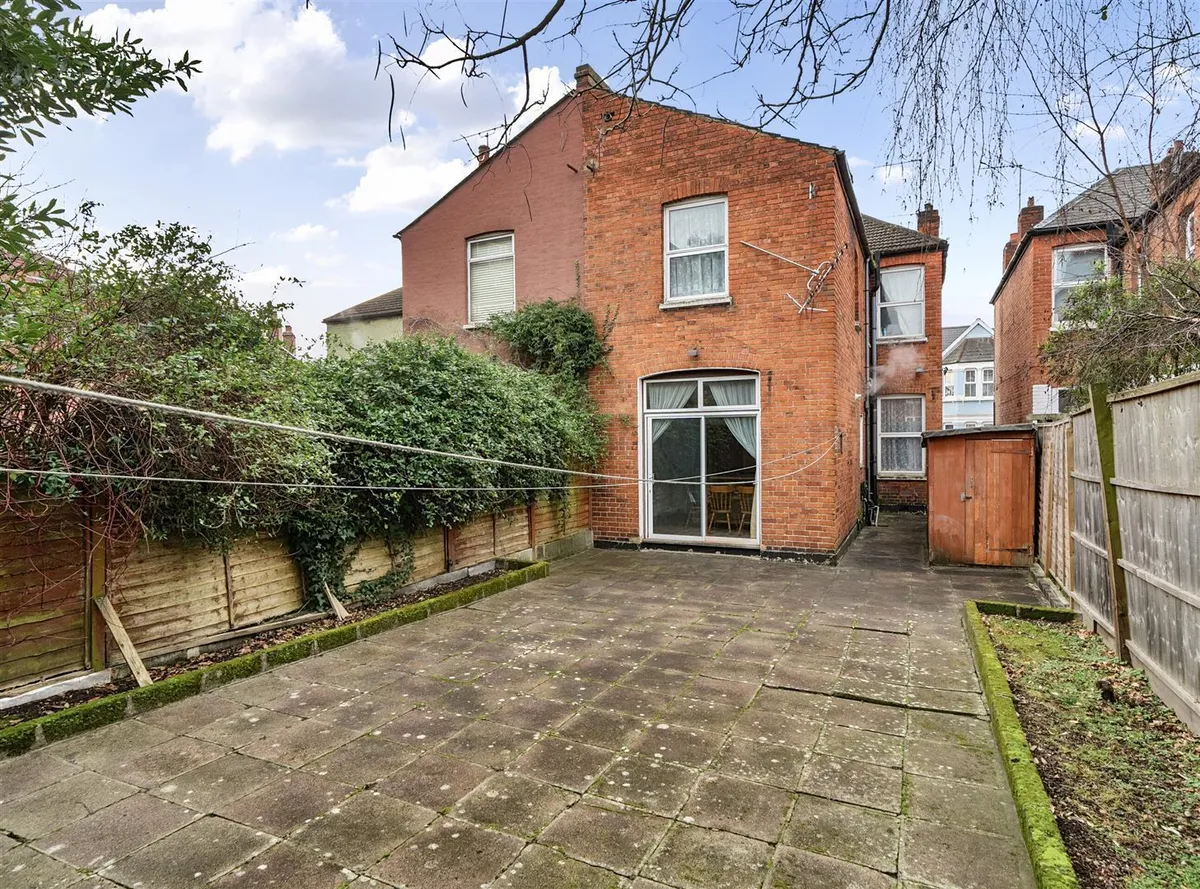 Cedar Road, London, NW2