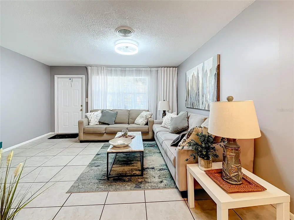 139 SE Jefferson Circle N, St Petersburg, FL 33703