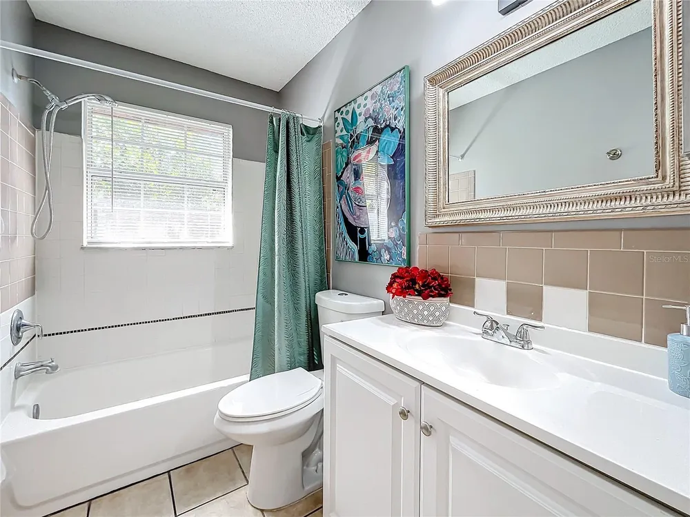 139 SE Jefferson Circle N, St Petersburg, FL 33703