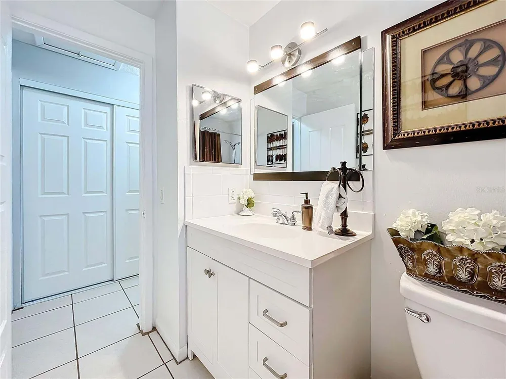 139 SE Jefferson Circle N, St Petersburg, FL 33703