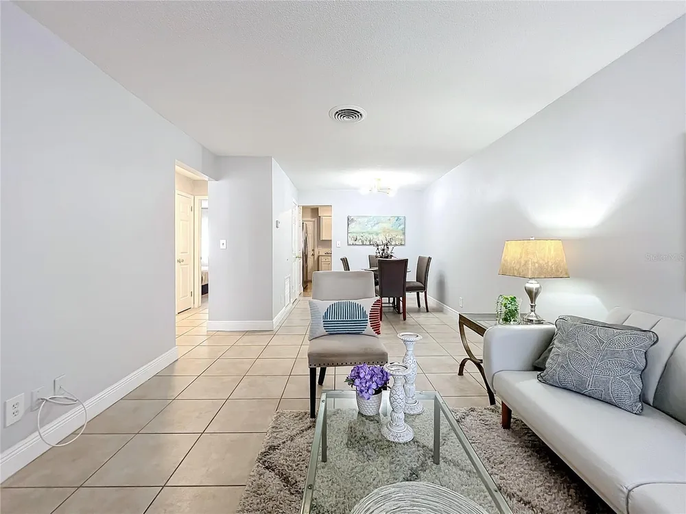 139 SE Jefferson Circle N, St Petersburg, FL 33703