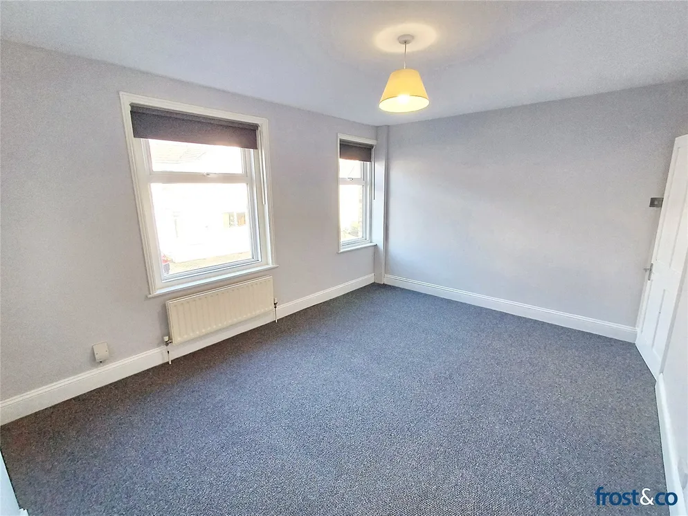 Property carousel item 10