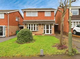 Renfrew Gardens, Kidderminster photo