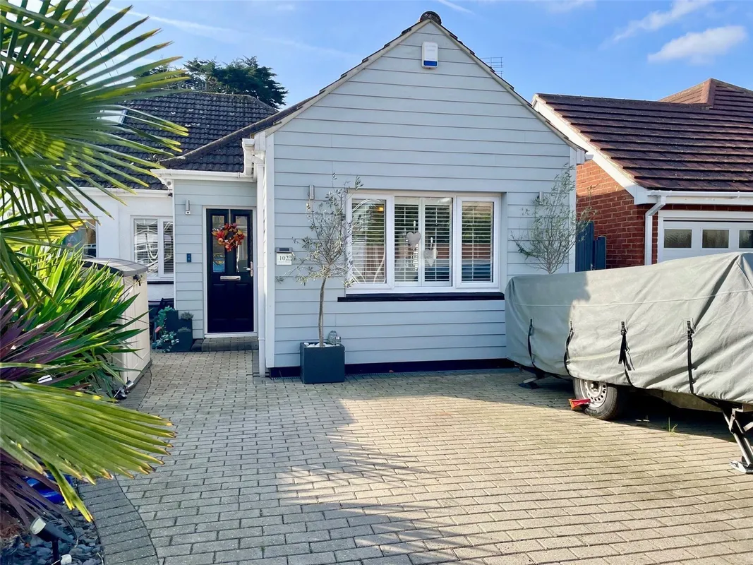 Gravel Road, Eastwood, Leigh-On-Sea, Essex, SS9