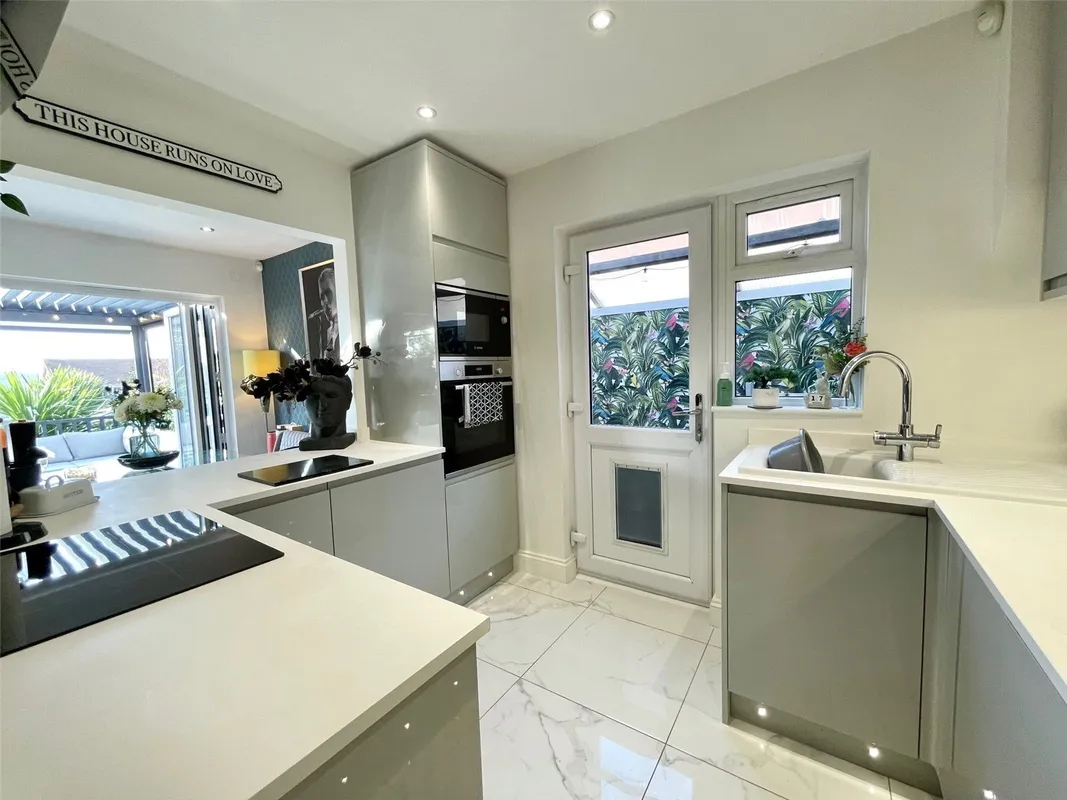 Gravel Road, Eastwood, Leigh-On-Sea, Essex, SS9