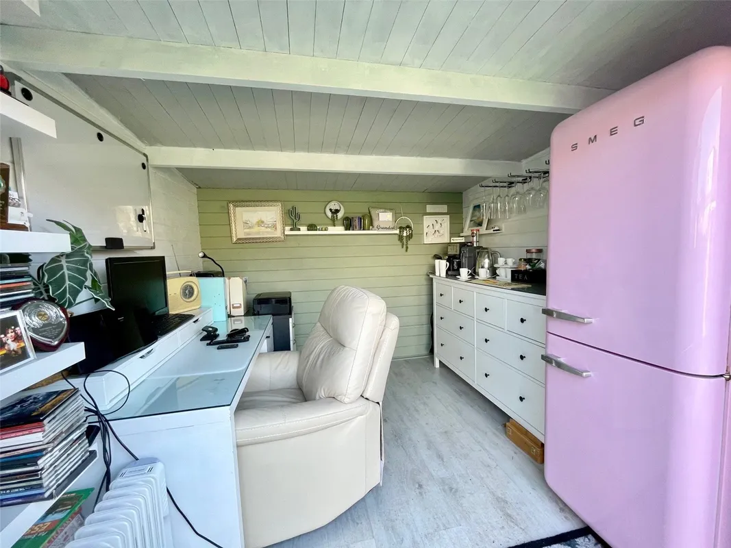 Gravel Road, Eastwood, Leigh-On-Sea, Essex, SS9