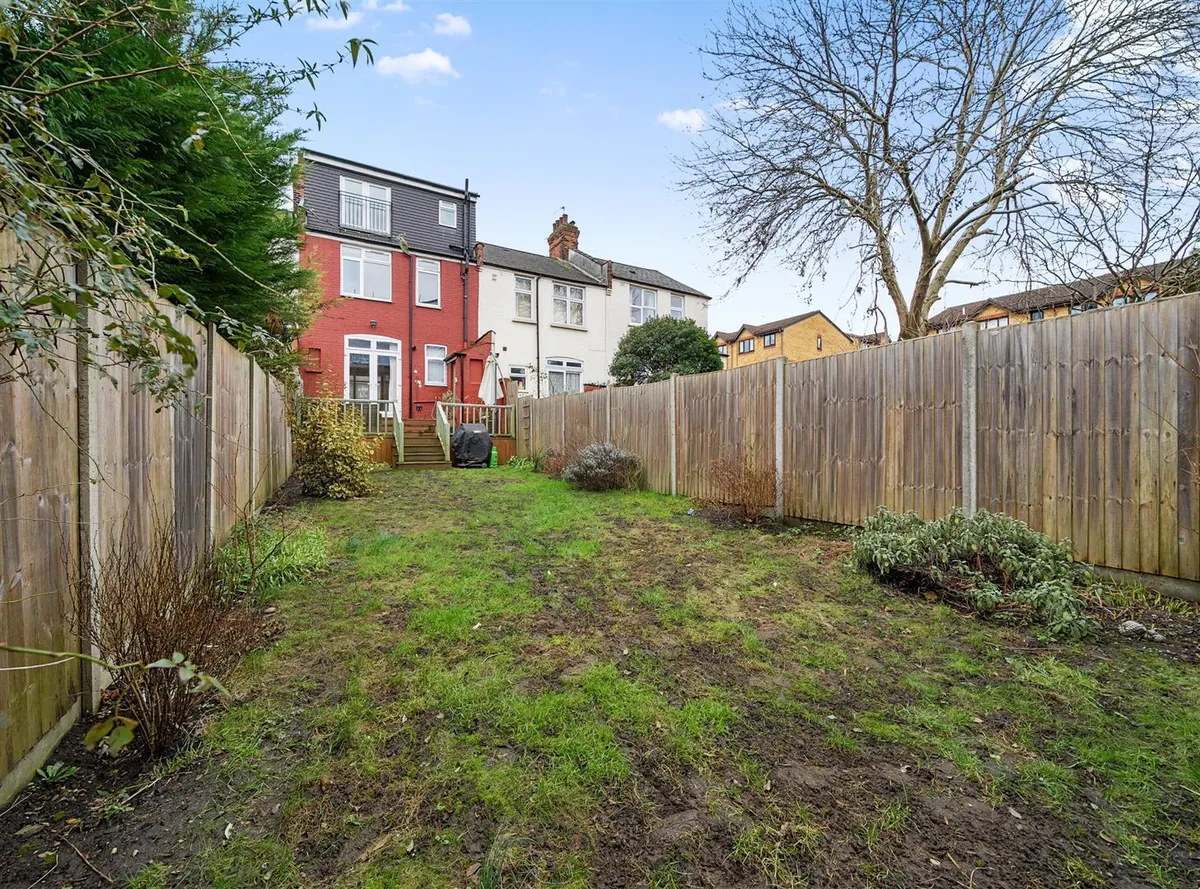 Lancaster Road, Willesden, NW10