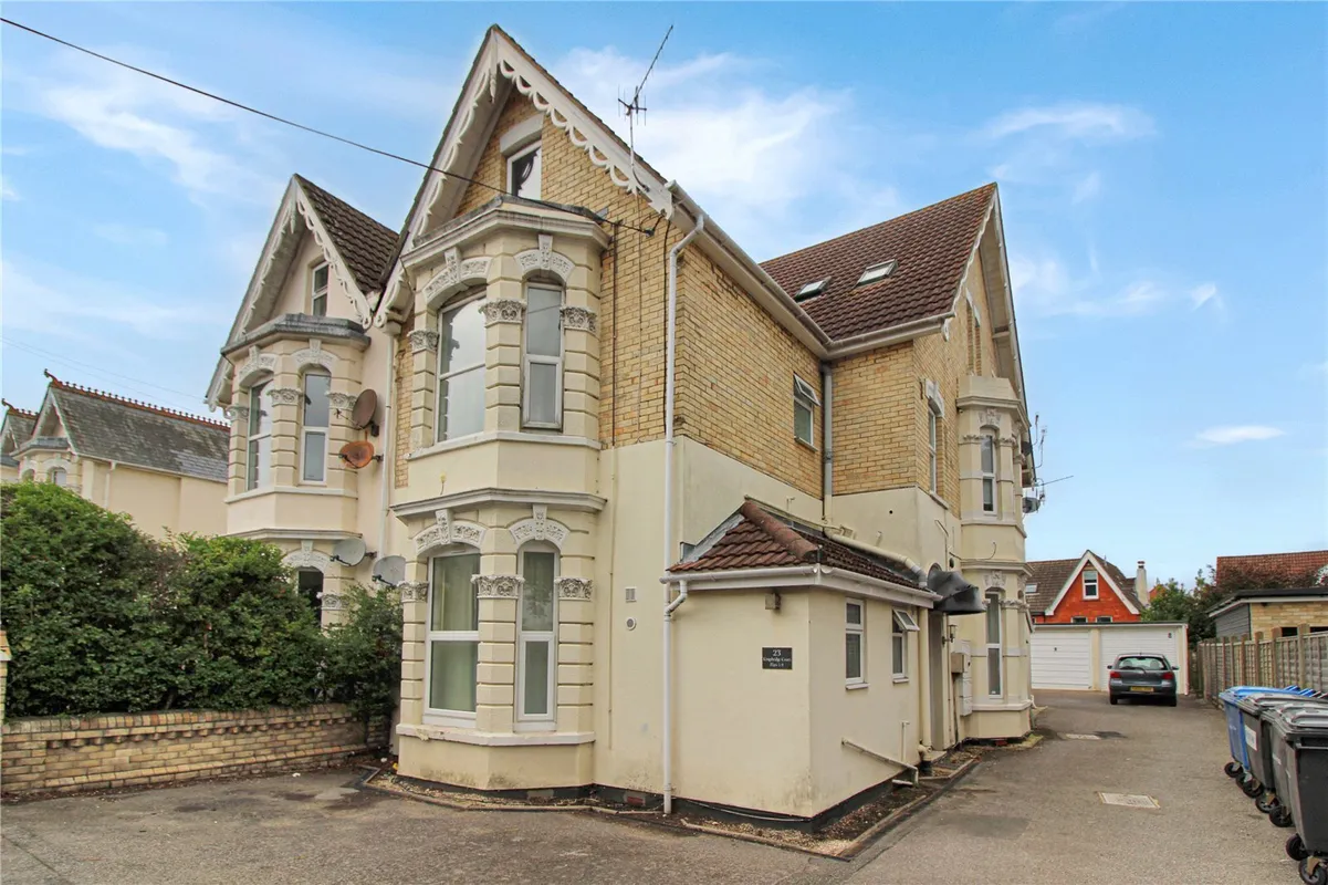 Kingsbridge Road, Lower Parkstone, Poole, Dorset, BH14