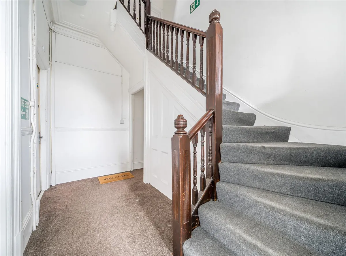 Blenheim Gardens, London, NW2