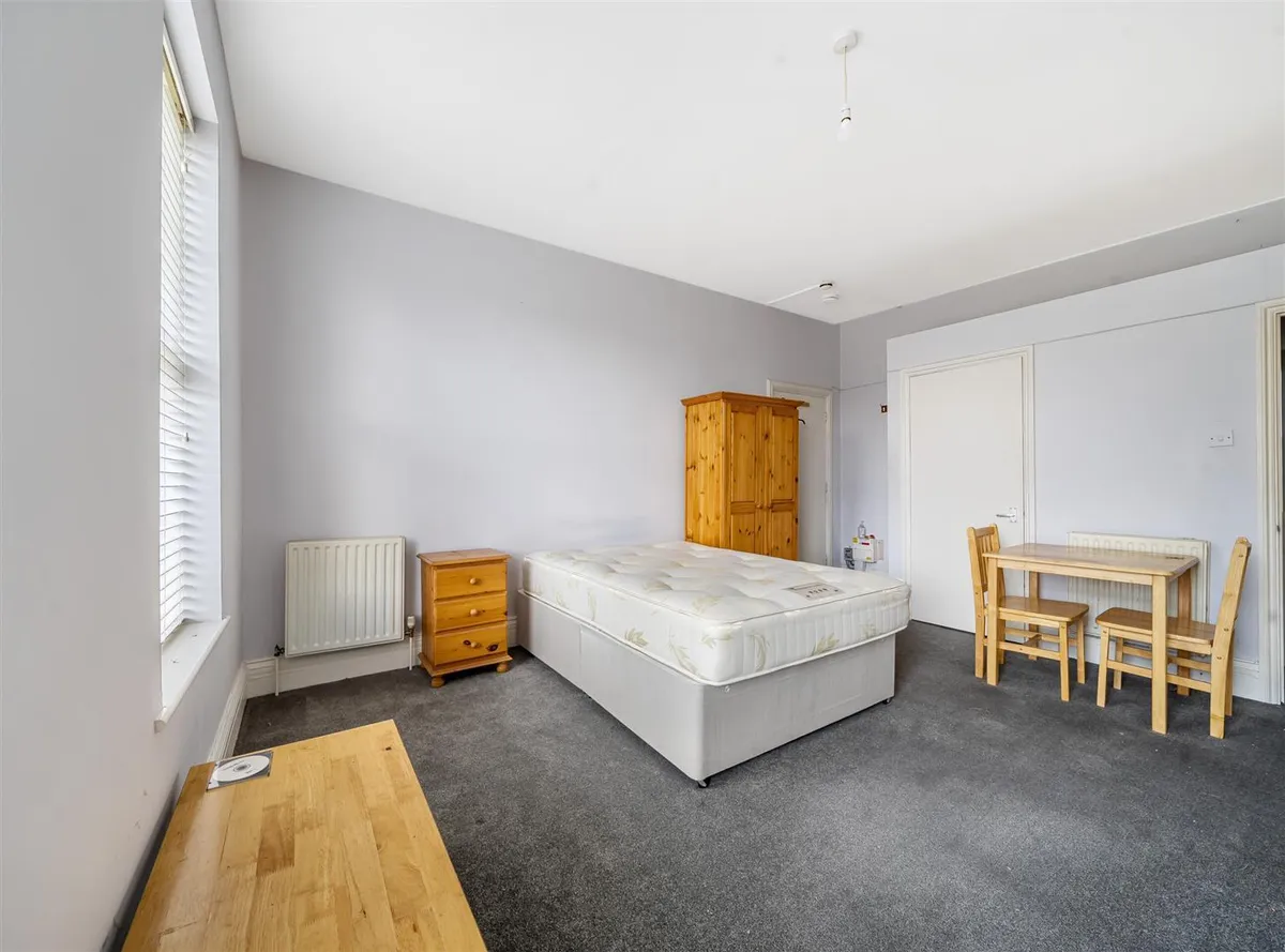 Blenheim Gardens, London, NW2