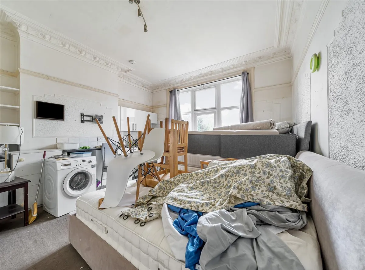 Blenheim Gardens, London, NW2