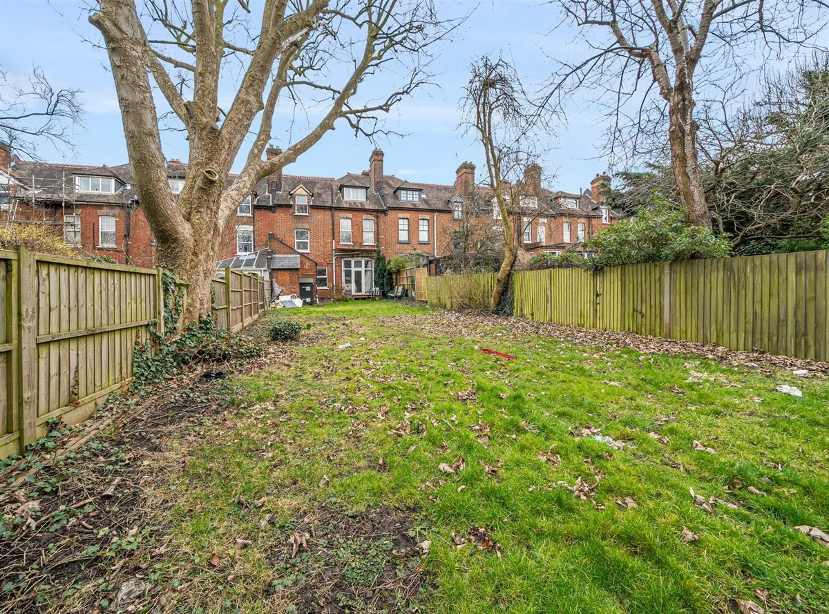 Blenheim Gardens, London, NW2