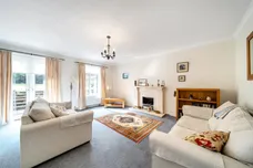 Littleworth Road, The Sands, Seale, Farnham, GU10 photo 3