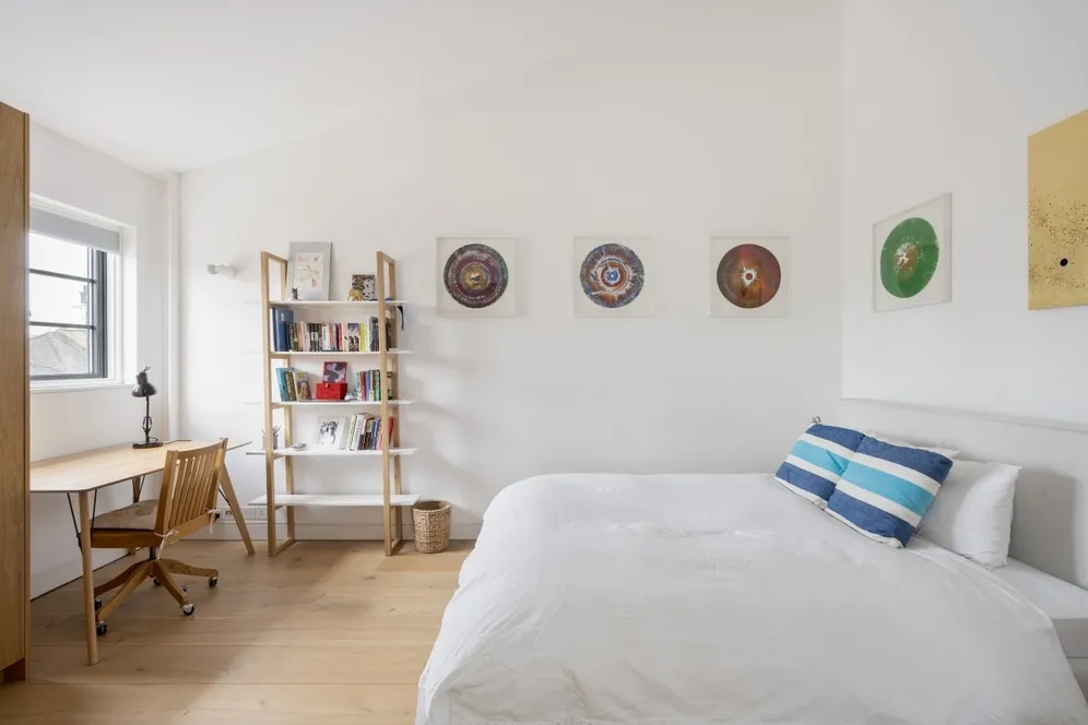 Broughton Road Fulham SW6 photo 16