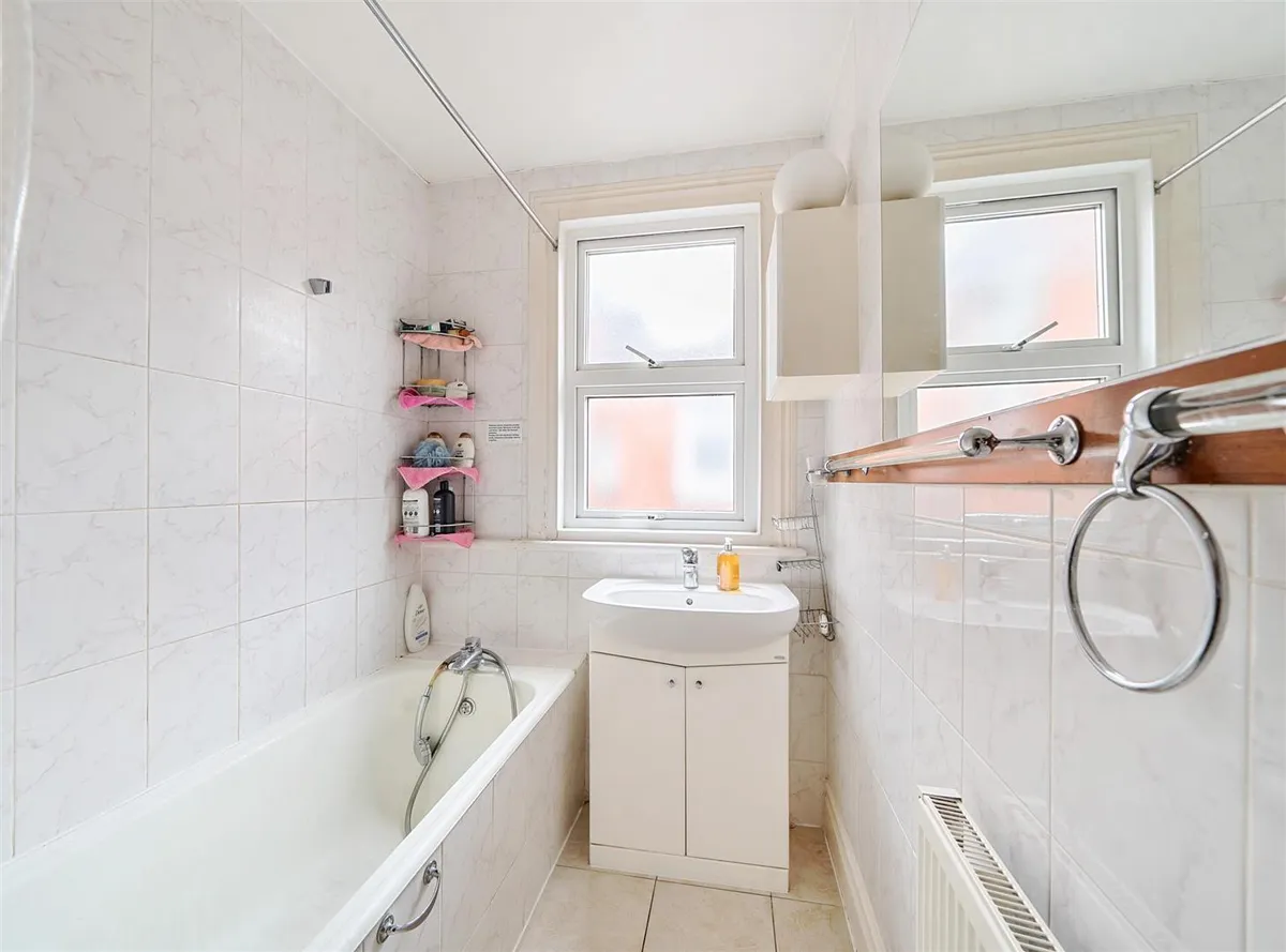 Heber Road, London, NW2