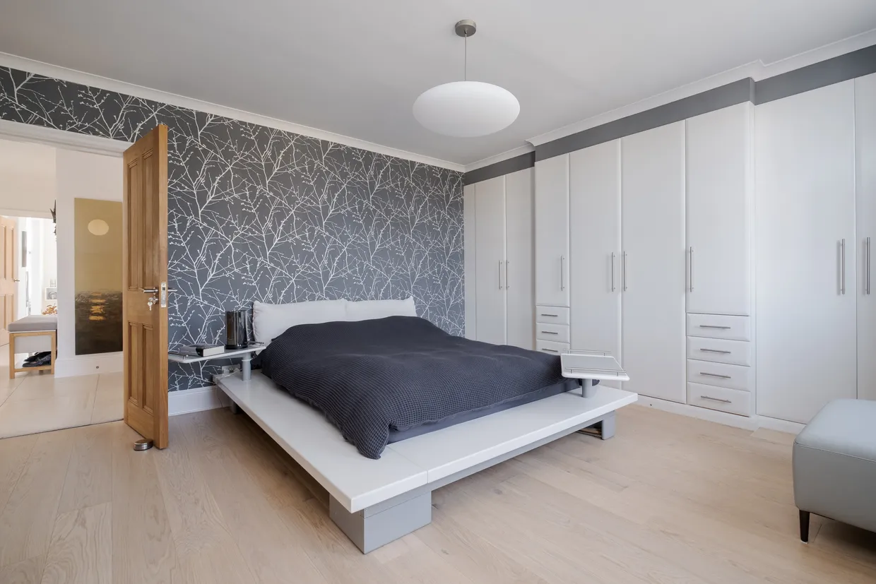 Crouch Hill, London, N4 photo 15