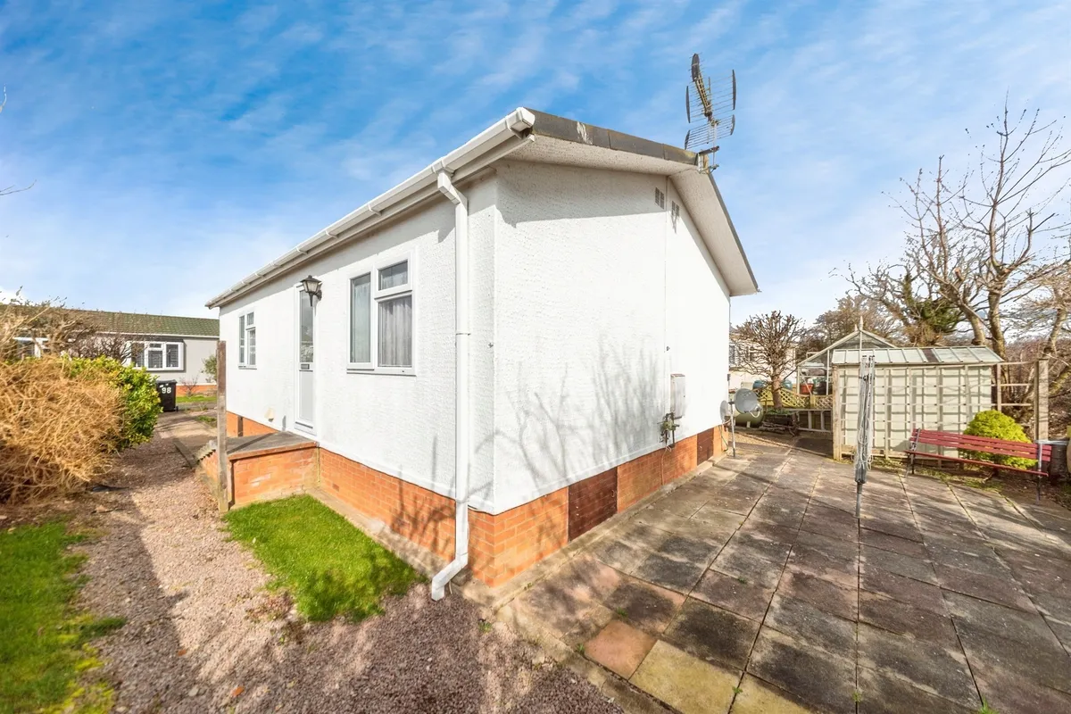 Allington Gardens, Allington, Grantham