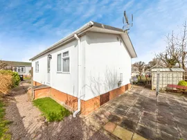 Allington Gardens, Allington, Grantham photo