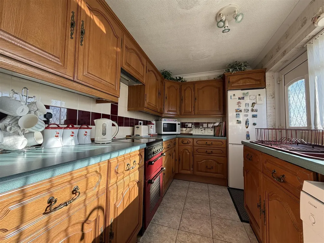 Holmwood Drive, Meanwood, LS6