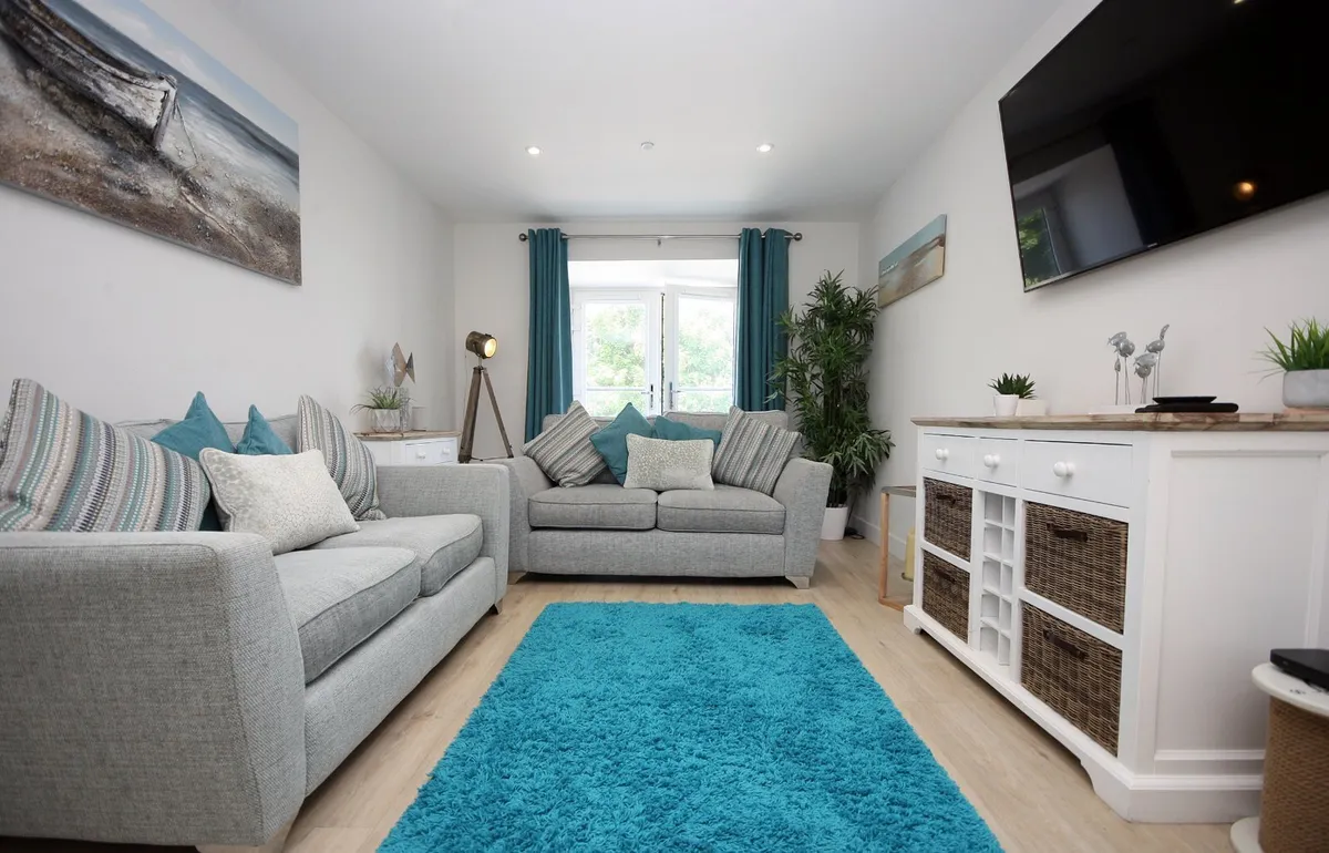 Beach Road, Benllech, Tyn-y-Gongl, Isle of Anglesey, LL74