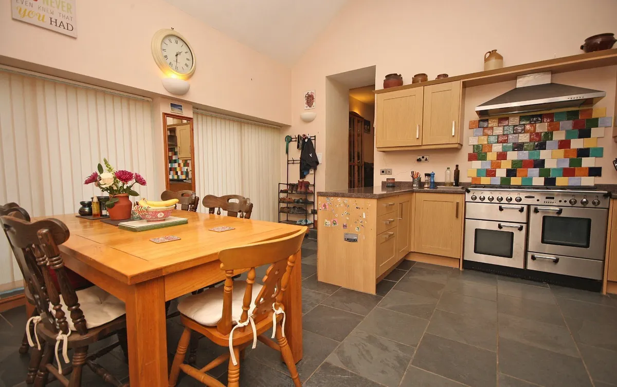 Porthmadog, Gwynedd, LL49