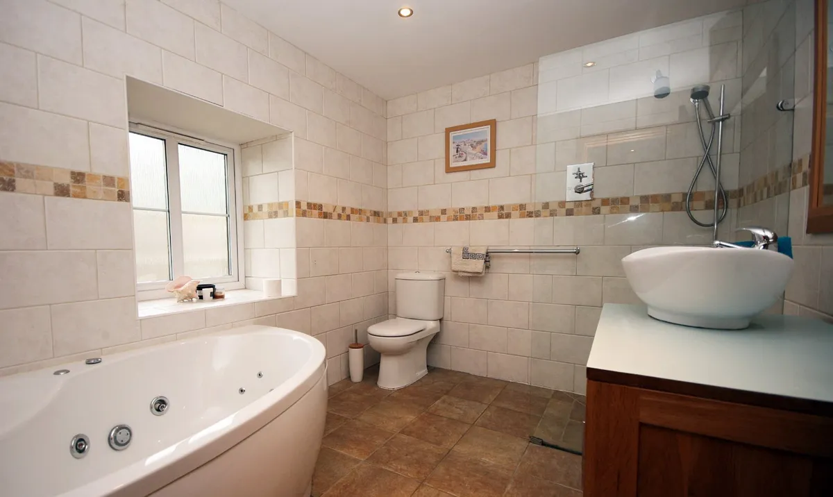 Porthmadog, Gwynedd, LL49