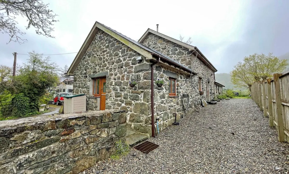 Porthmadog, Gwynedd, LL49