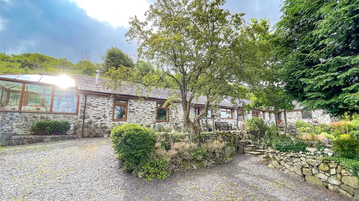 Ceunant, Caernarfon, Gwynedd, LL55