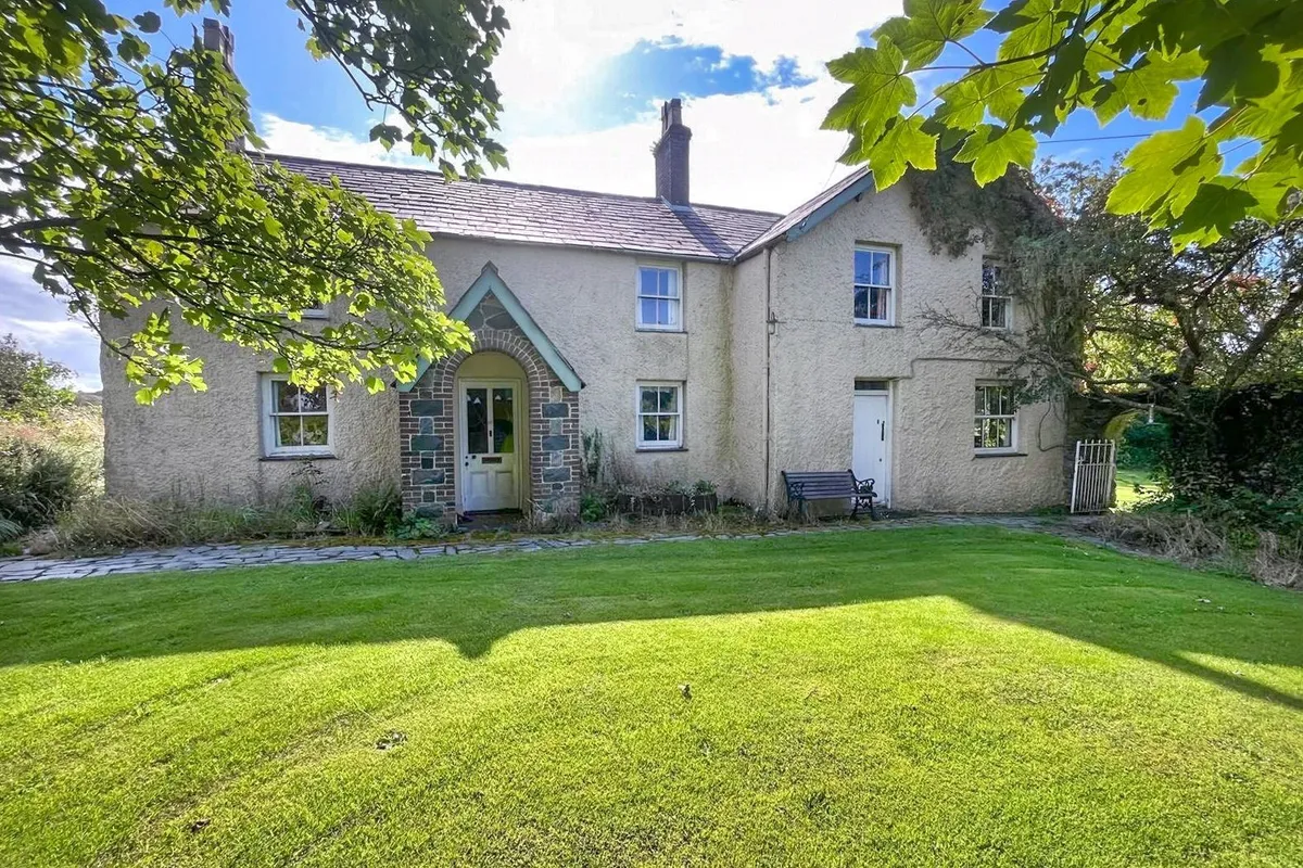 Caeathro, Caernarfon, Gwynedd, LL55