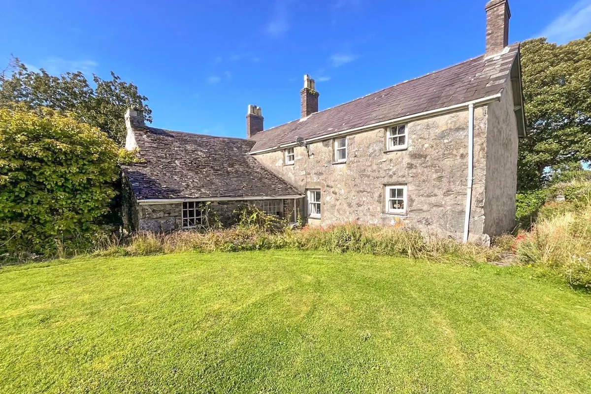 Caeathro, Caernarfon, Gwynedd, LL55