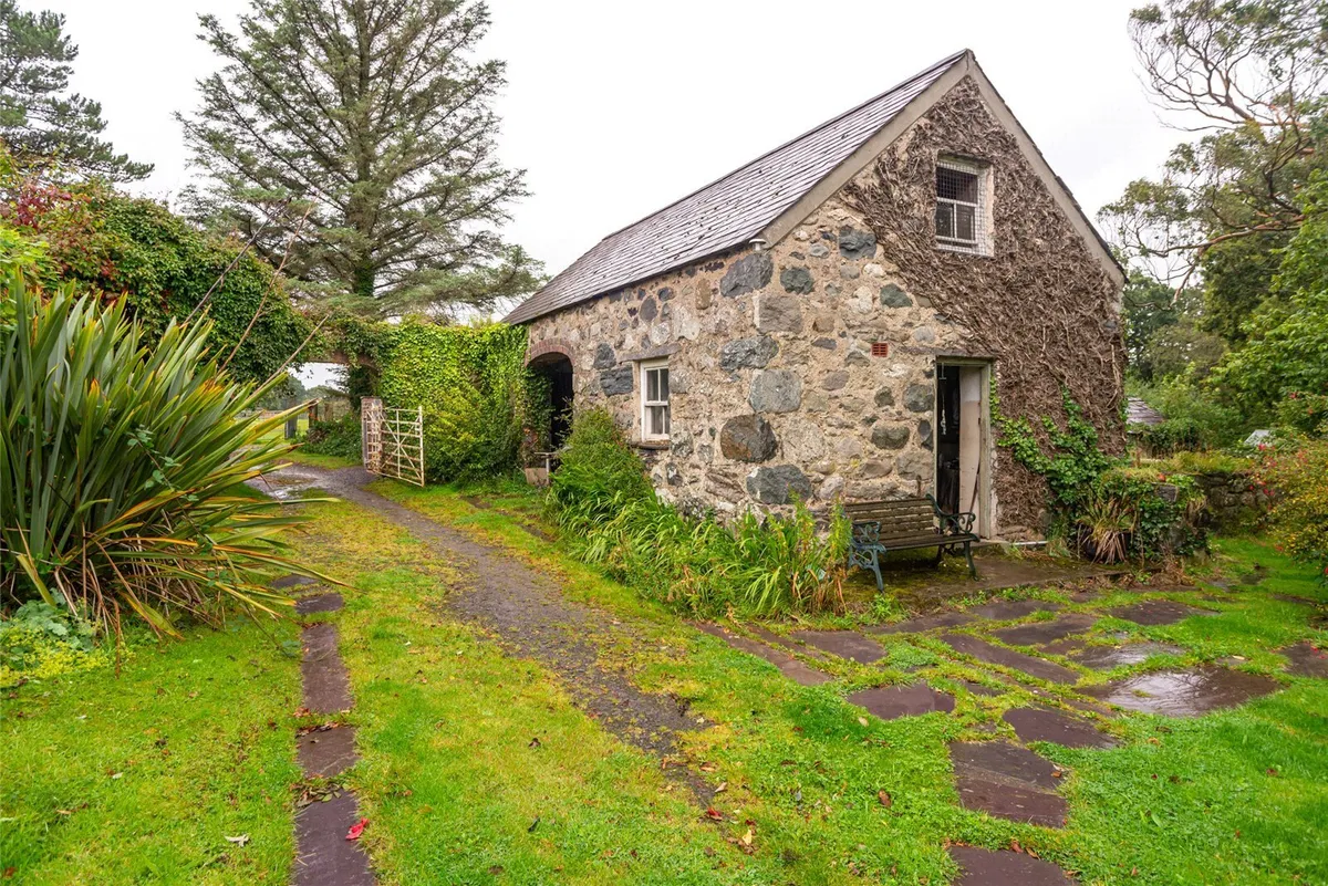 Caeathro, Caernarfon, Gwynedd, LL55
