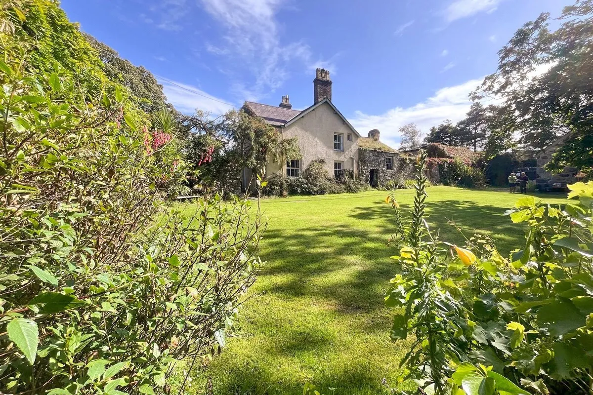 Caeathro, Caernarfon, Gwynedd, LL55