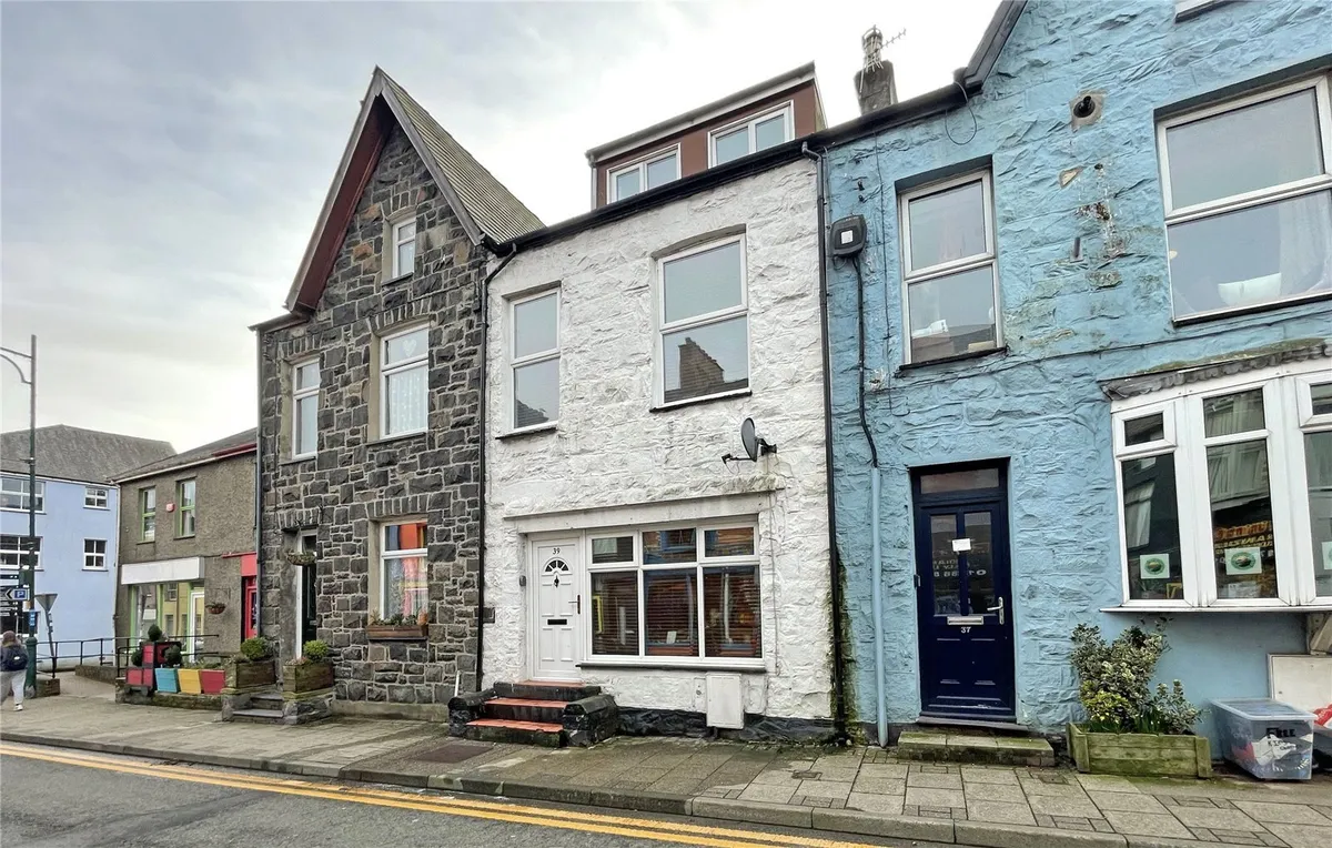 High Street, Llanberis, Caernarfon, Gwynedd, LL55