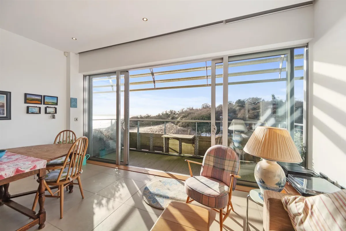 Waters Edge, South Beach, Tenby