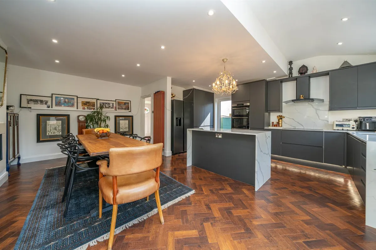 King Edward Street, Apsley, Hertfordshire, HP3 0AE