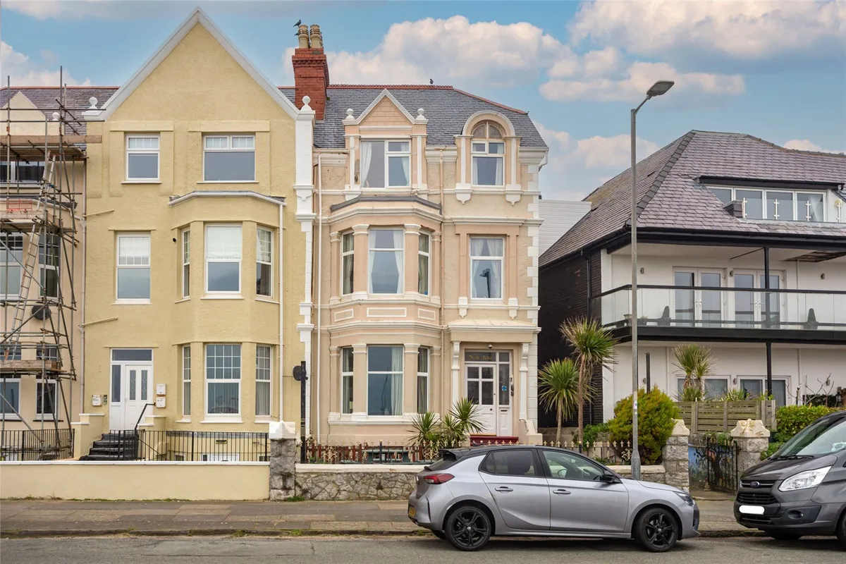 West Parade, Llandudno, Conwy, LL30