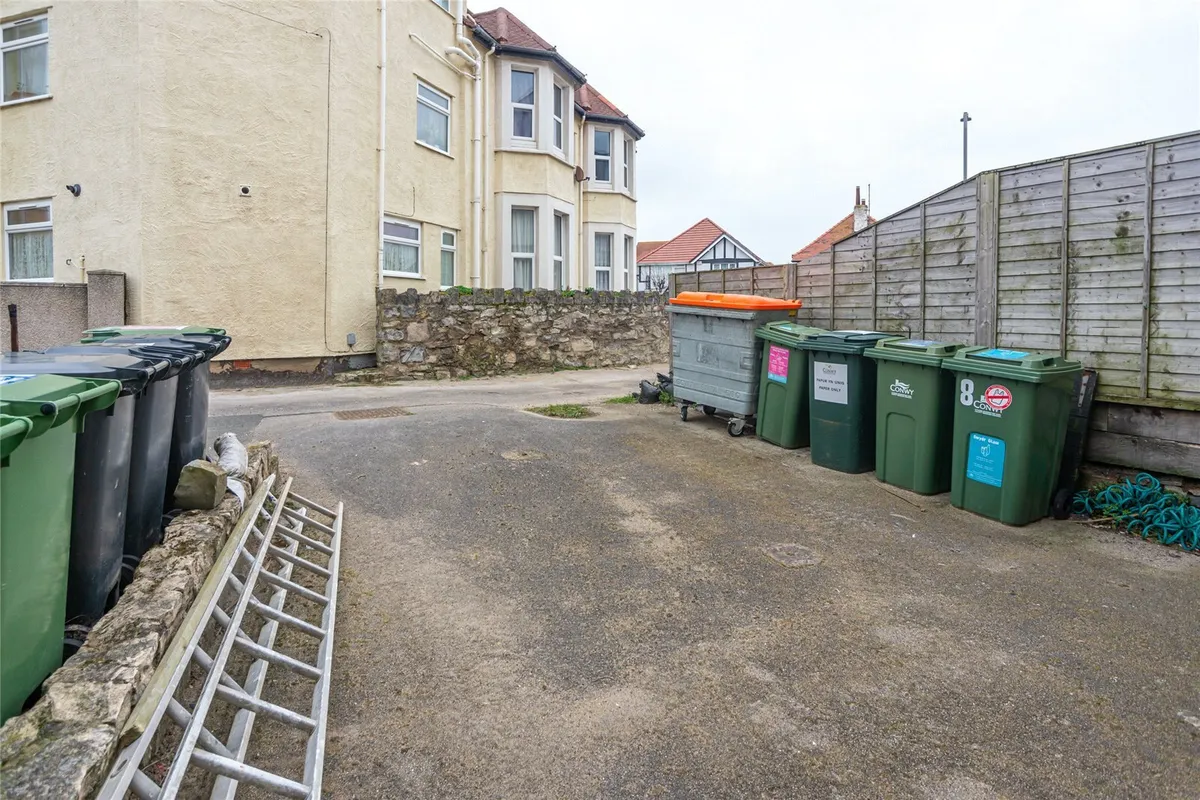 West Parade, Llandudno, Conwy, LL30
