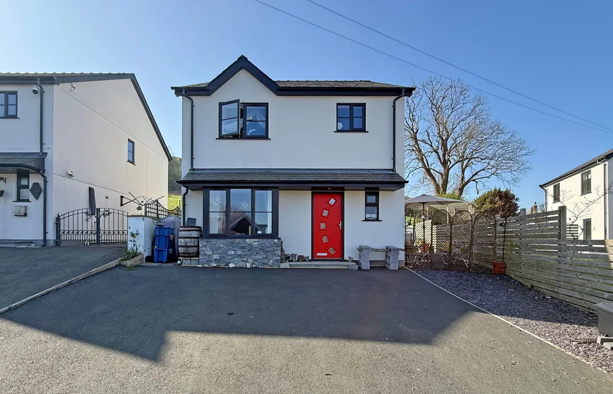 Clynnogfawr, Caernarfon, Gwynedd, LL54