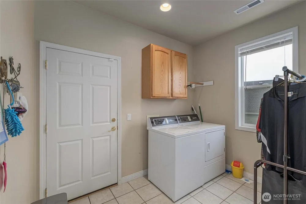 397 Lars Ln, Wenatchee, WA 98801