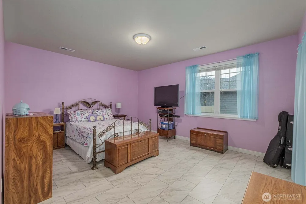397 Lars Ln, Wenatchee, WA 98801