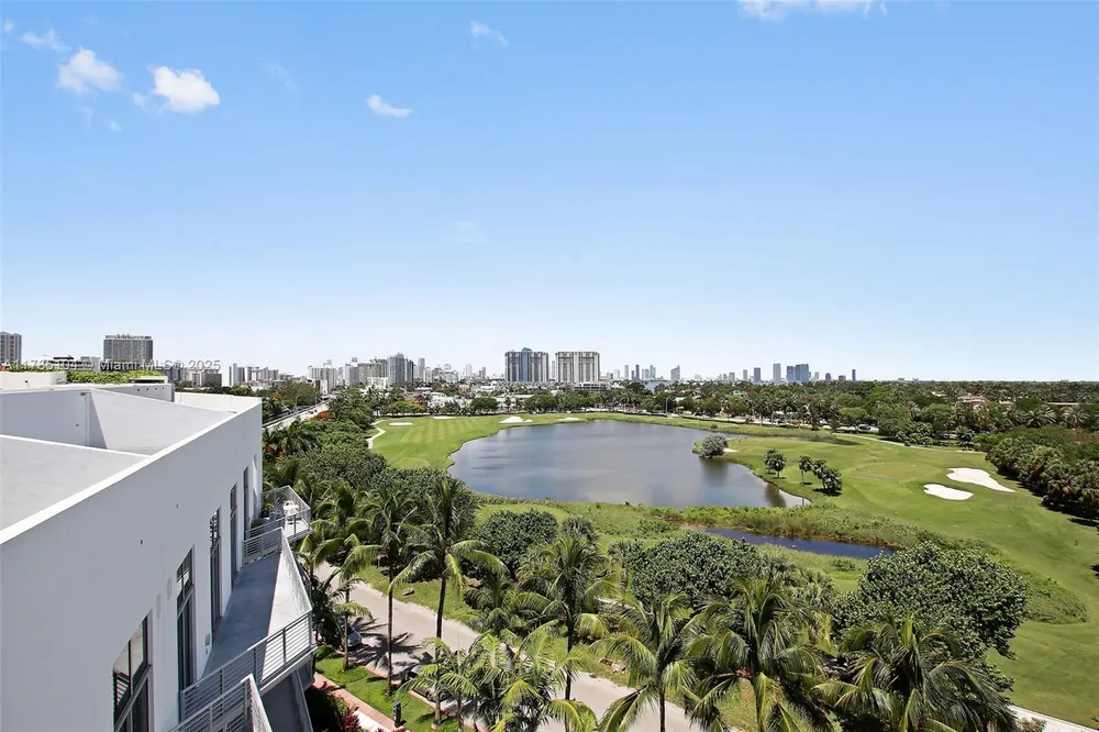 2001 Meridian Ave, Miami Beach, FL 33139