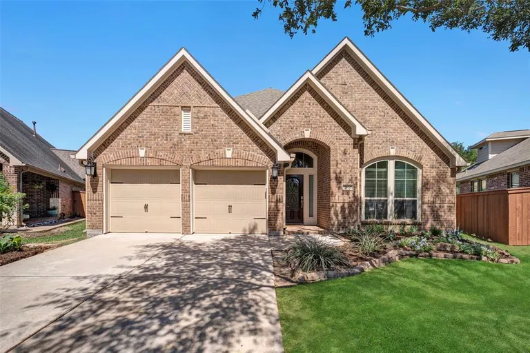 17638 Cleeves Dr, Richmond, TX 77407